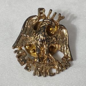 Vintage 60's/70's Excellent Condition Buy American Gold Eagle USA Patriotism Pin